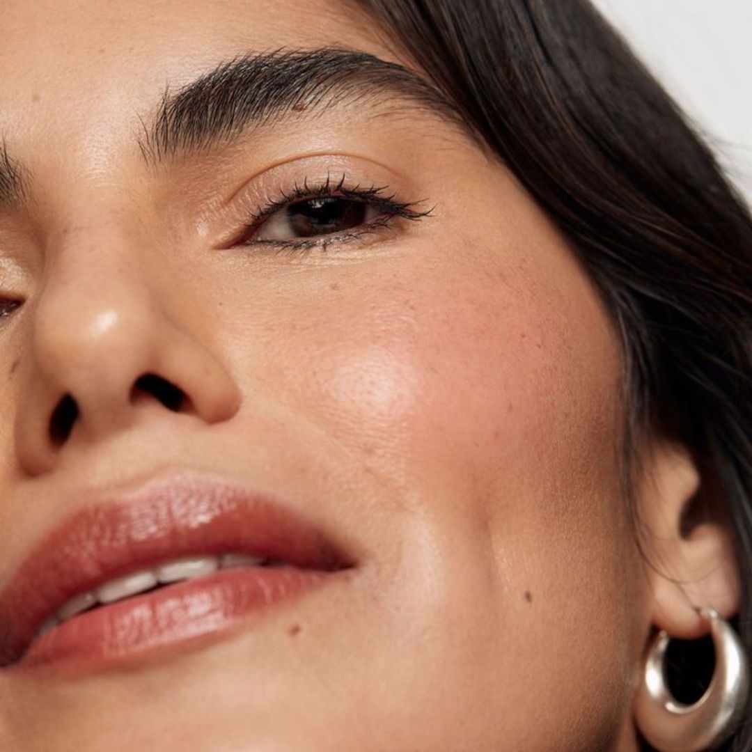 Plumps Out Wrinkles